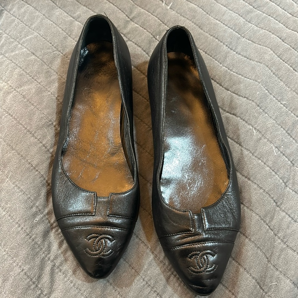 Chanel flat
